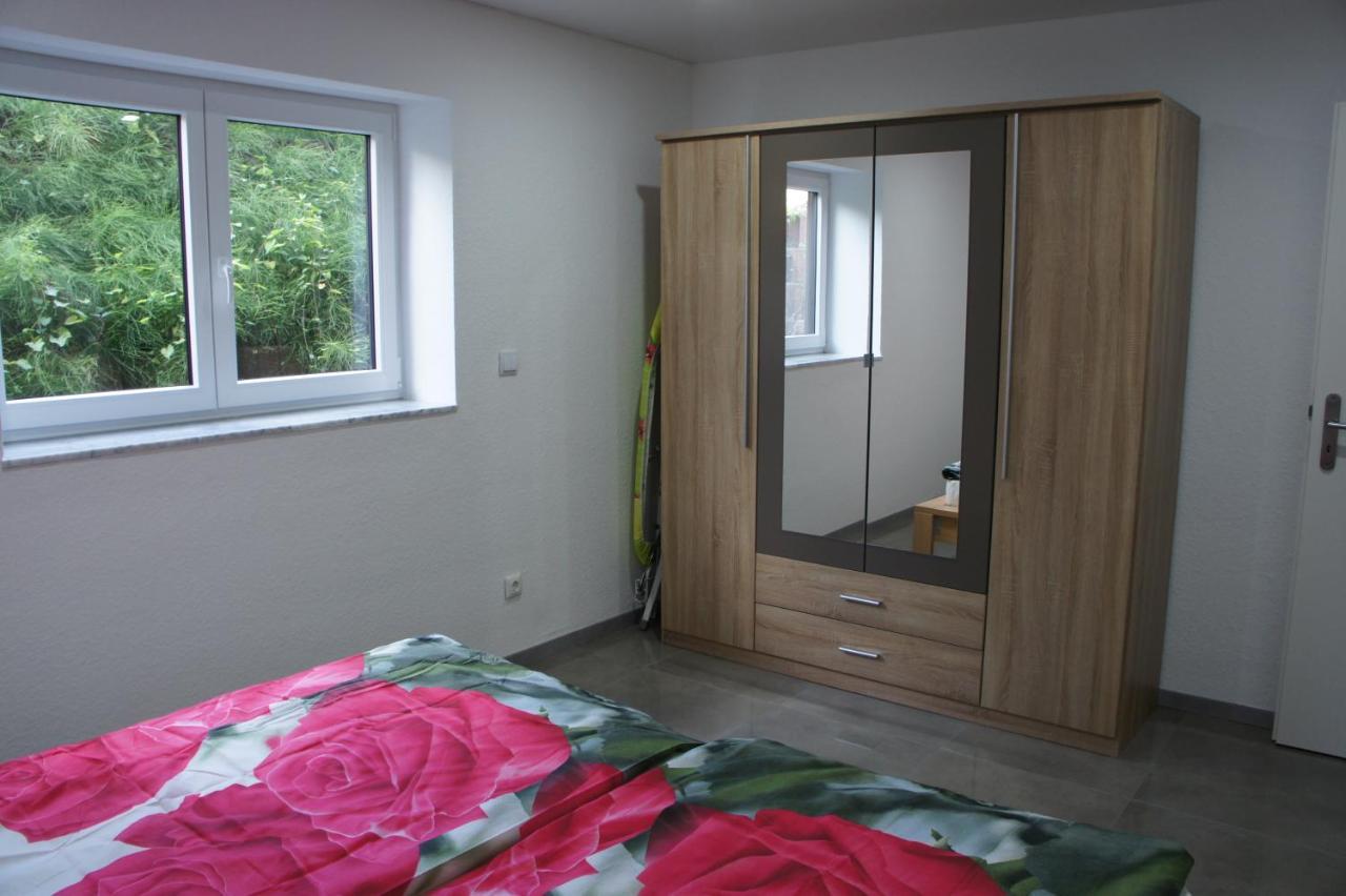 2- Zimmer-Wohnung Weilerswist エクステリア 写真