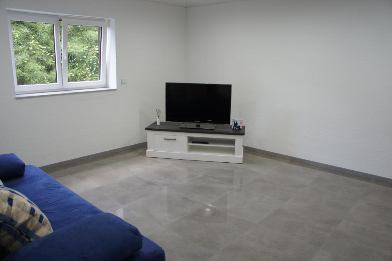 2- Zimmer-Wohnung Weilerswist エクステリア 写真